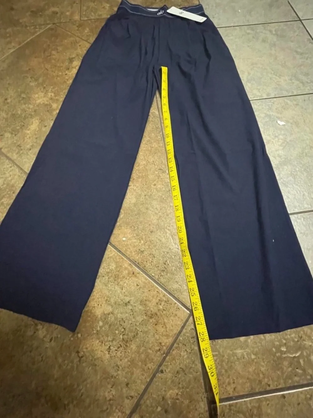 ALO Yoga women’s Black